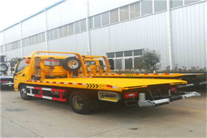 呼伦贝尔附近拖车救援搭电